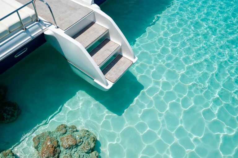 Passeio de Lancha no Rio de Janeiro: Quando o Tempo, o Mar e a Experiência Trabalham a Seu Favor Passeio de Lancha no Rio de Janeiro: Quando o Tempo, o Mar e a Experiência Trabalham a Seu Favor